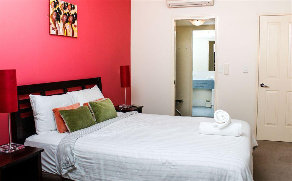 North Cove Waterfront Suites Cairns Esterno foto