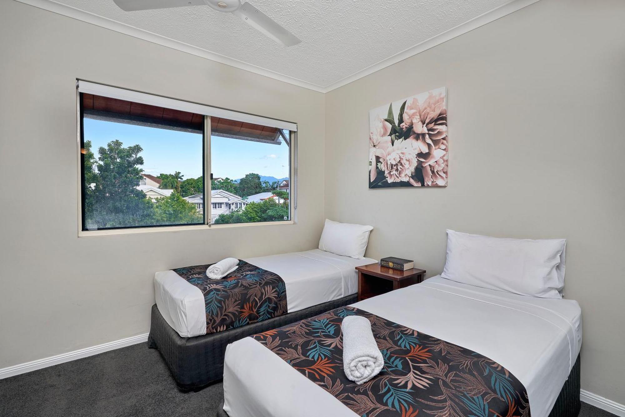 North Cove Waterfront Suites Cairns Esterno foto