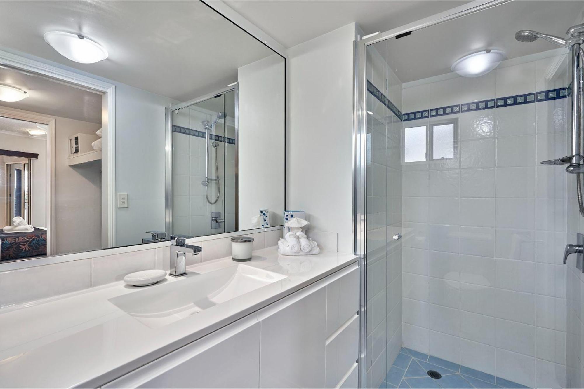 North Cove Waterfront Suites Cairns Esterno foto