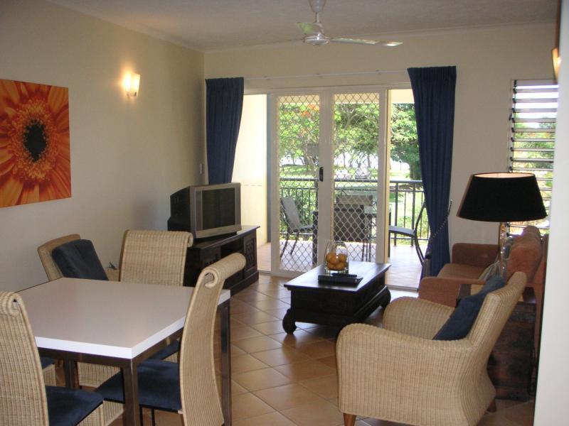 North Cove Waterfront Suites Cairns Esterno foto
